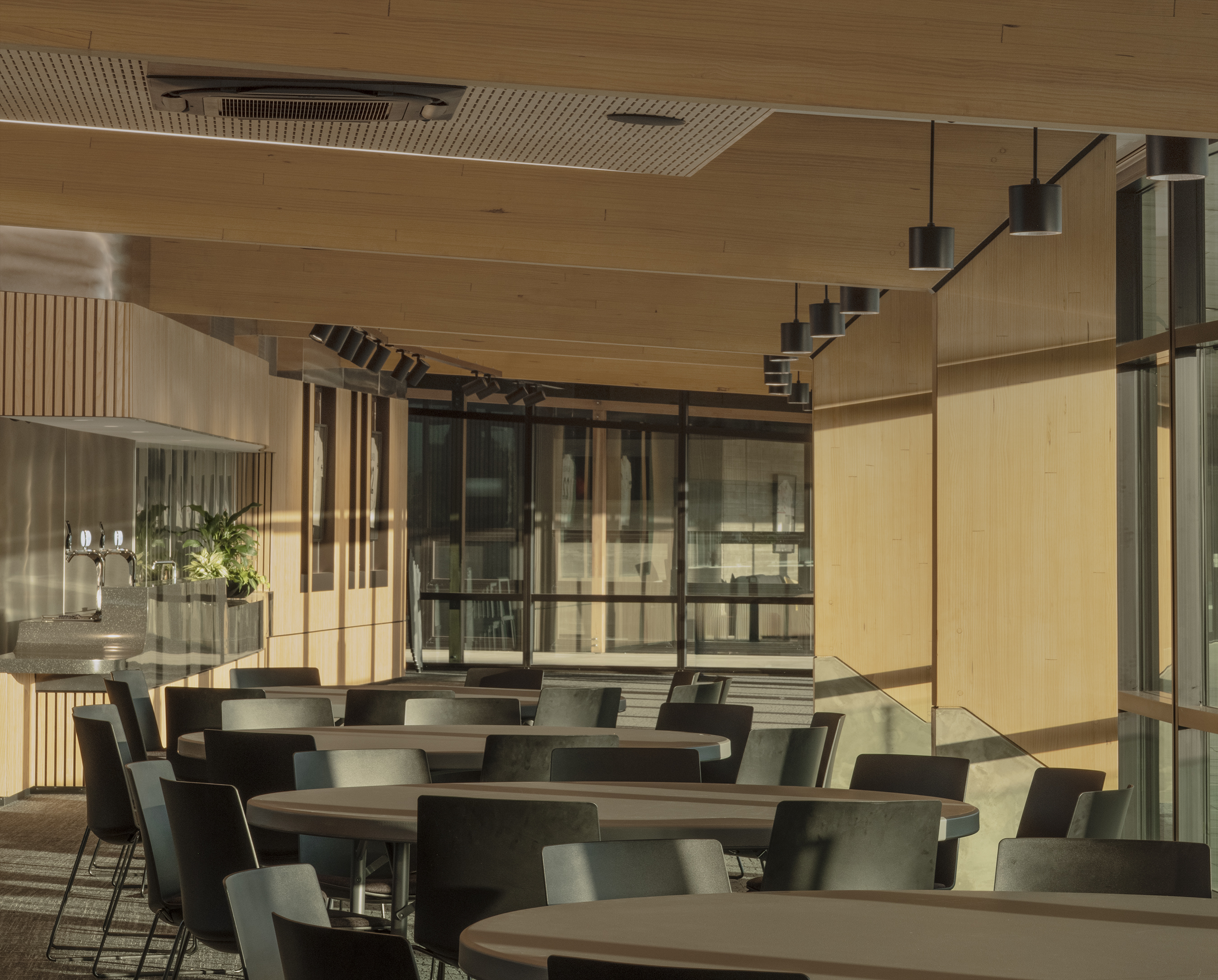 Bay Ovall c Jasmax 023 copy