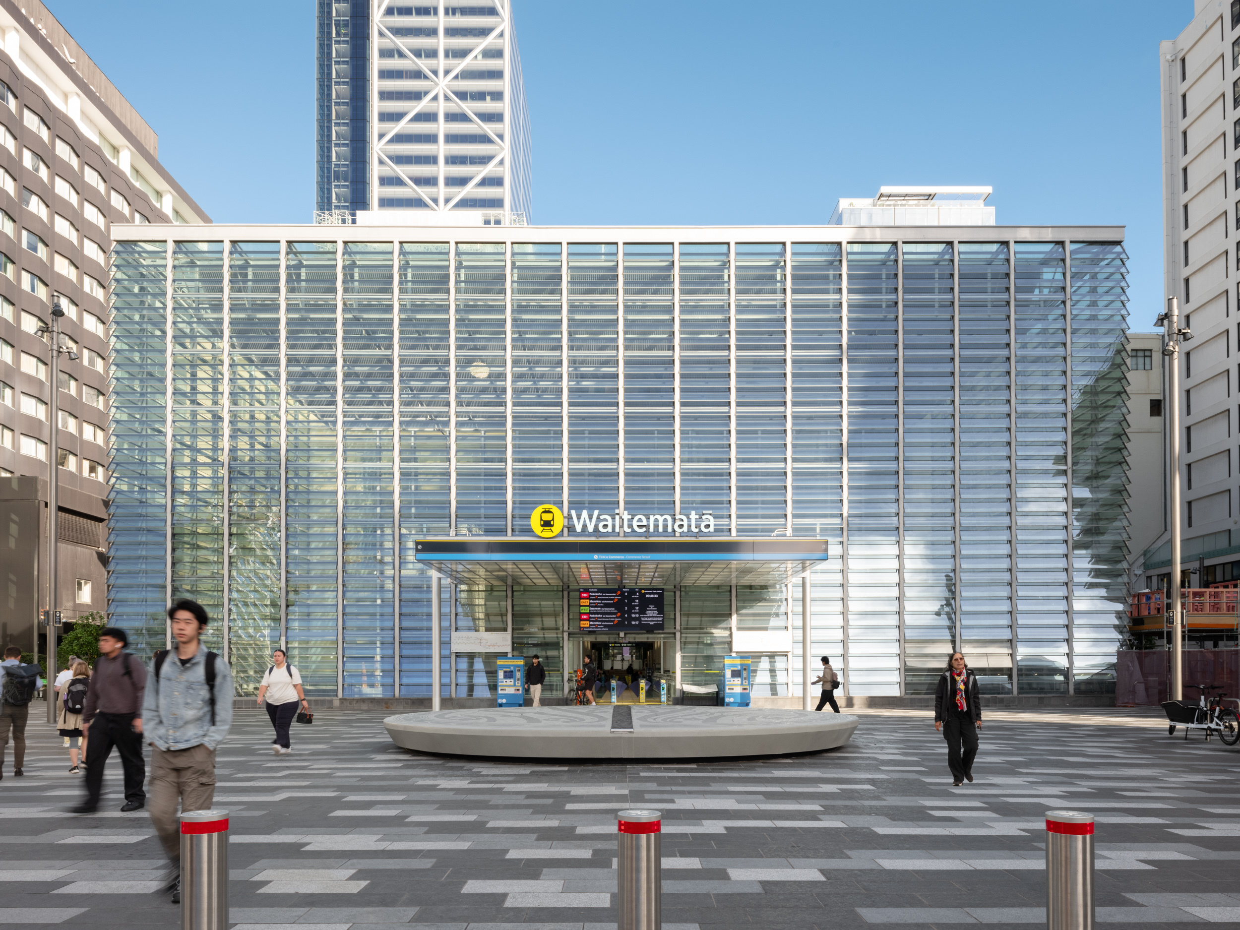 224081 Britomart East Staion Plaza c Jasmax 001
