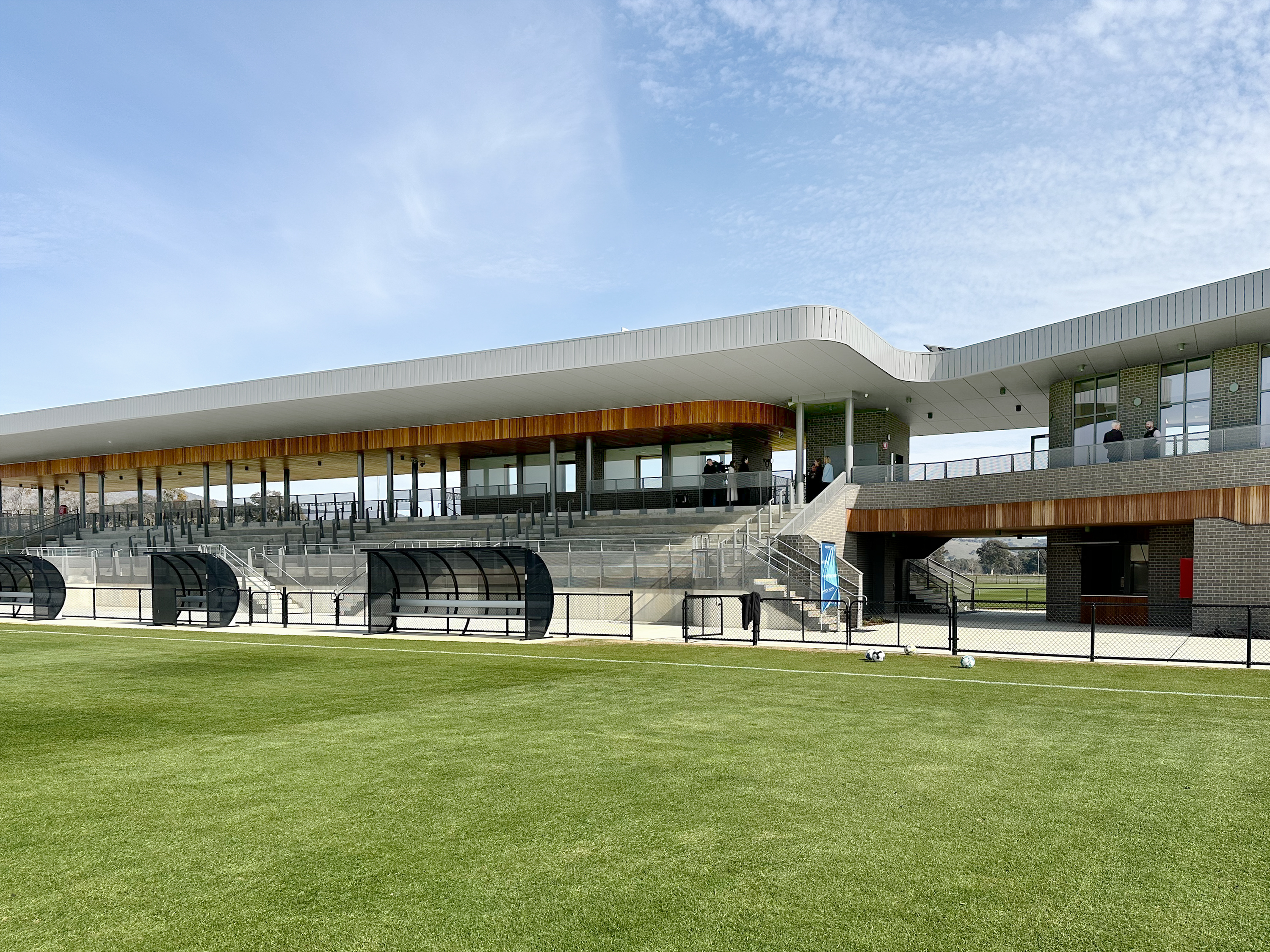 Exterior 02