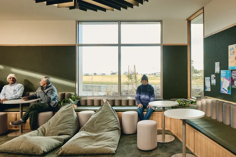 Canvas Truganina Community 21