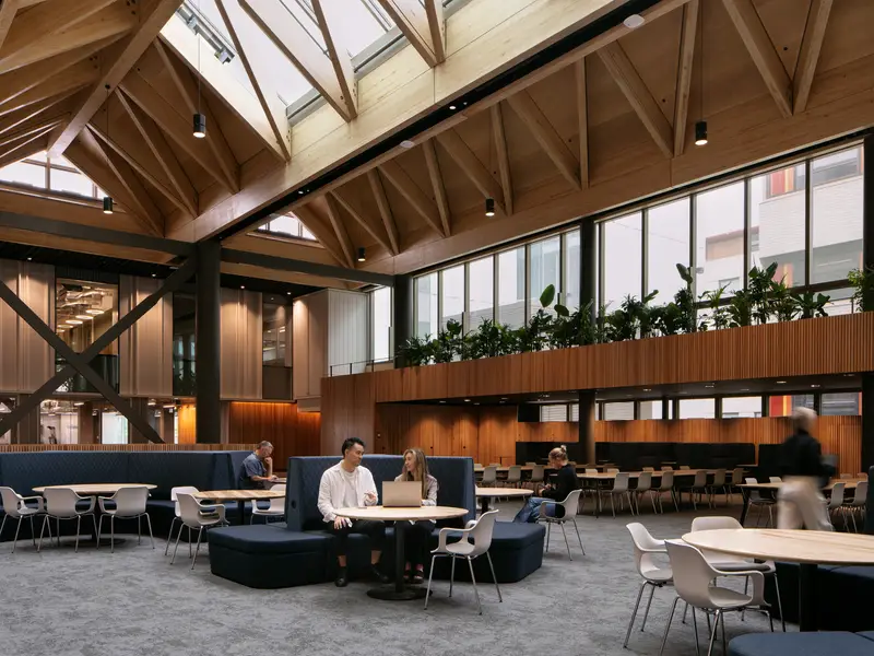 17 University of Auckland B201 Atrium c Jasmax WEB